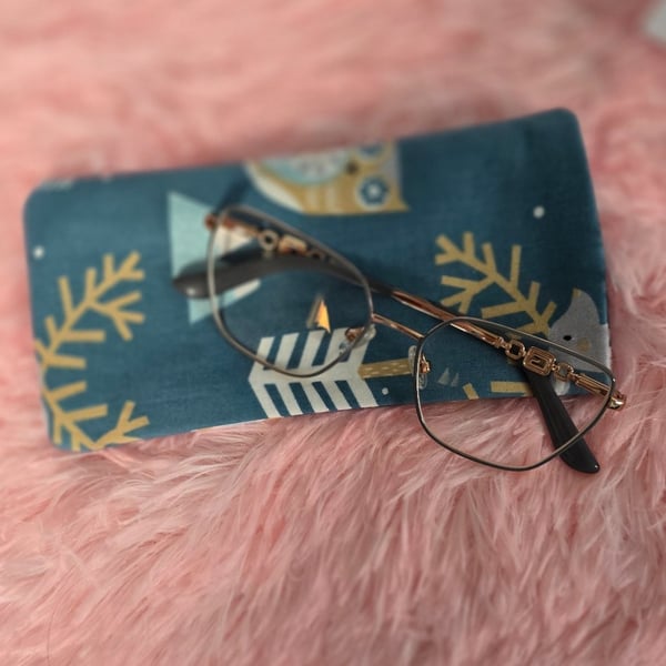 Handmade soft personalised glasses case