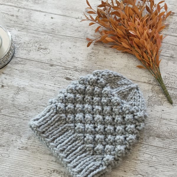 Ladies Grey Chunky Knit Beanie Winter Hat