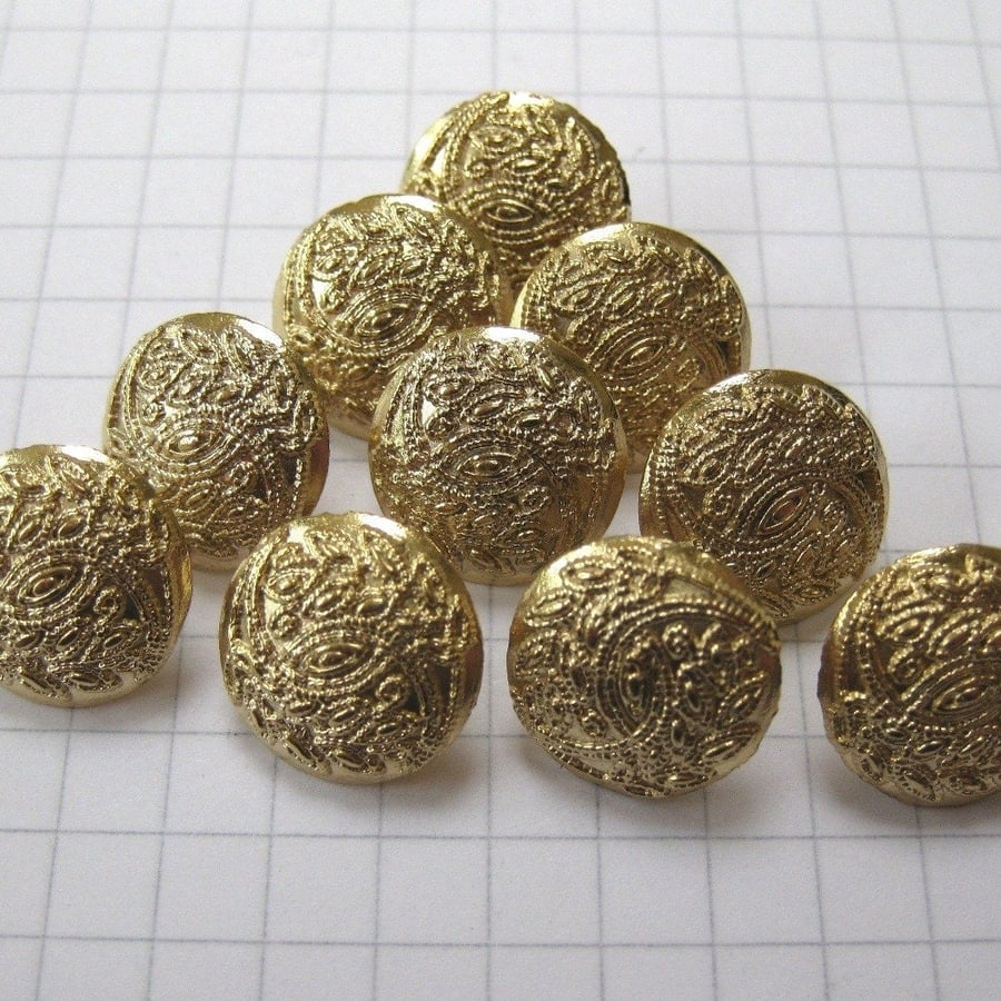 10 Small Metal Gold Leaf Motif Buttons