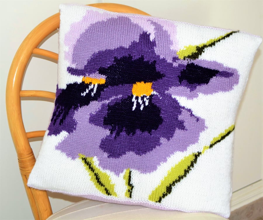 Knitting Pattern for Iris Cushion.  Digital Pattern