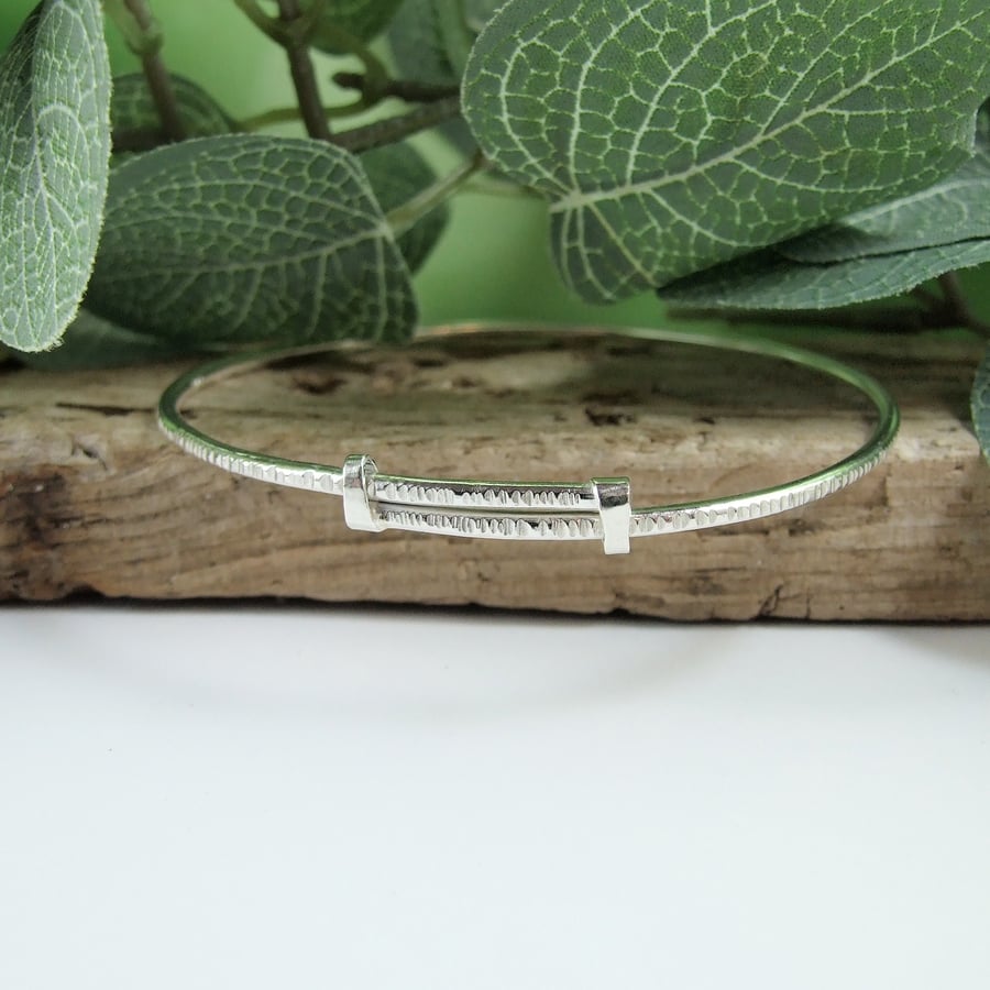 Sterling Silver Adjustable Fit Bangle. Textured Bracelet. Ladies Size S-M