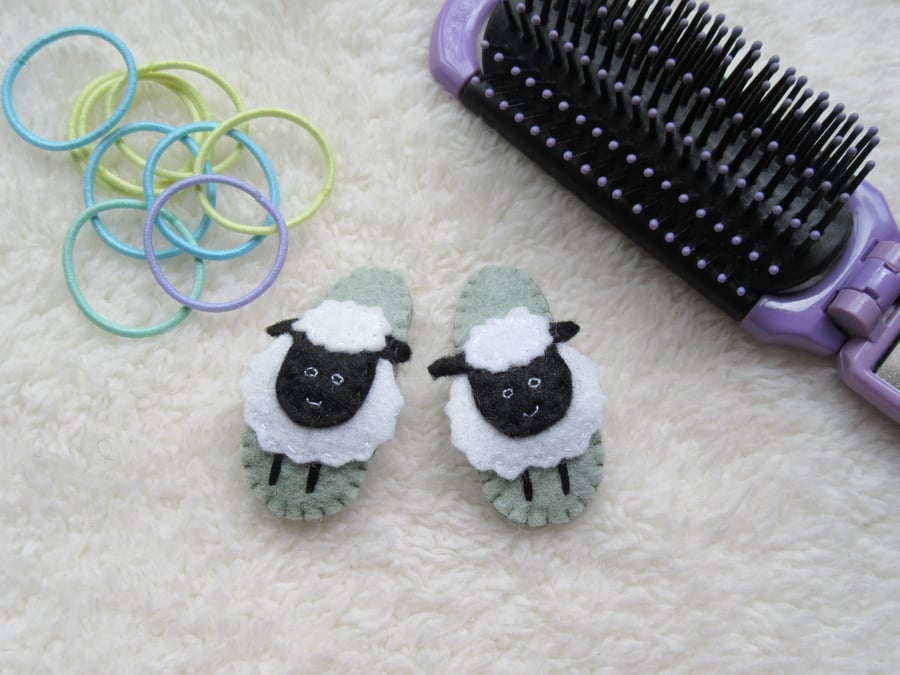 Sheep hair clips