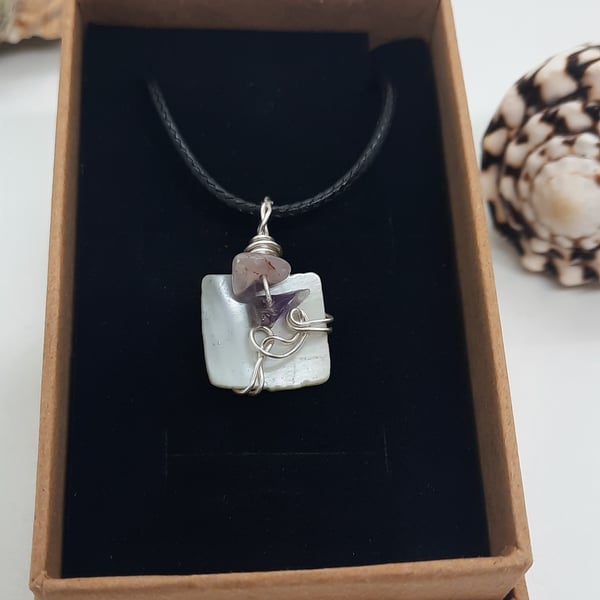 Amethyst Wire Wrapped Shell Pendant Necklace (E1.2)