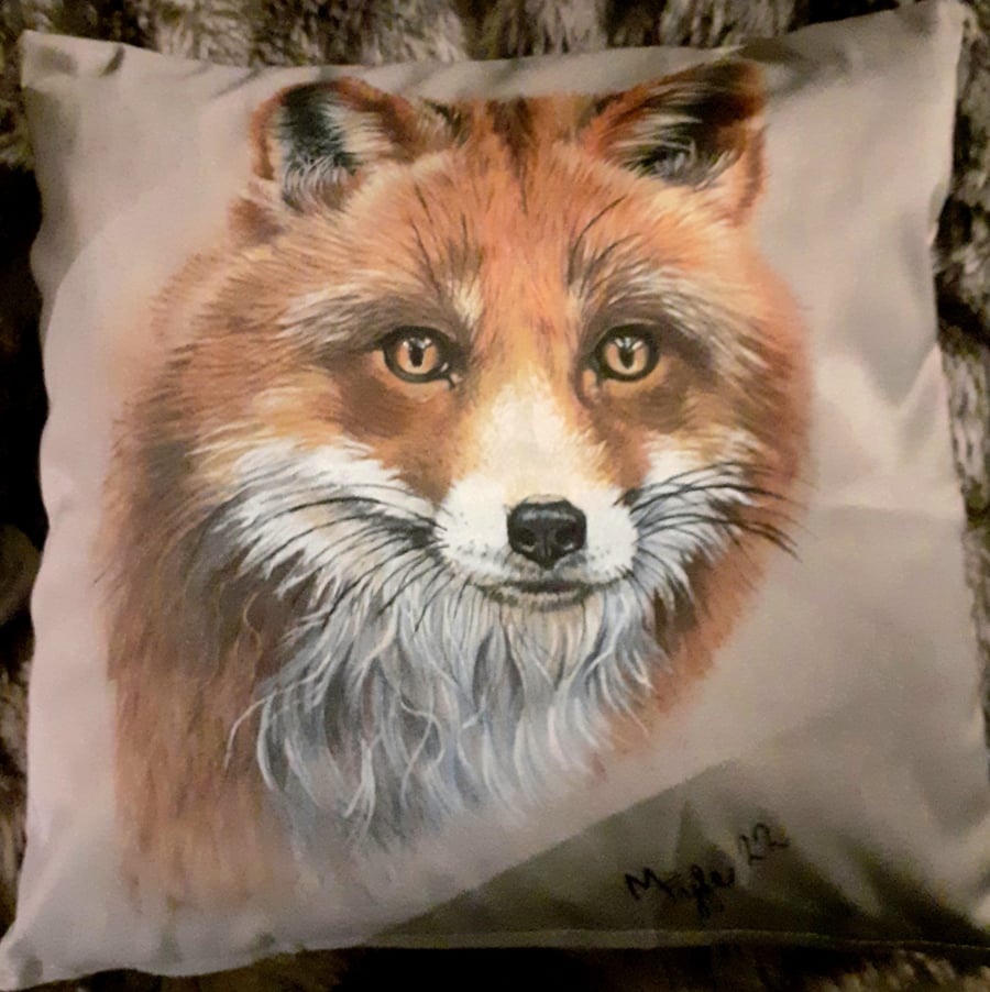 fox print on the cushion double sited 