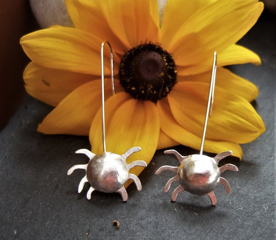 Spider earrings in sterling silver