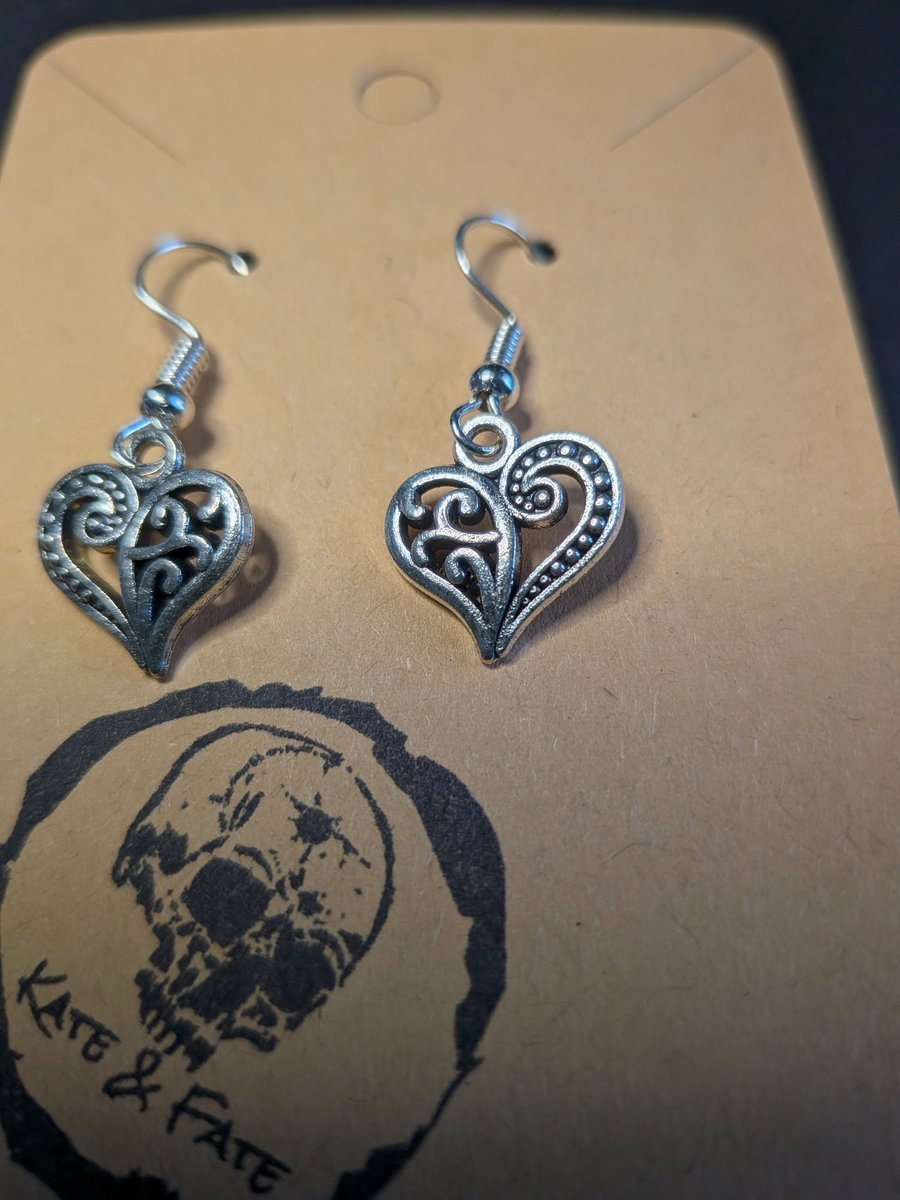 Filigree Heart Dangle Earrings - Handcrafted Gothic & Romantic Jewellery
