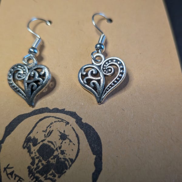 Filigree Heart Dangle Earrings - Handcrafted Gothic & Romantic Jewellery