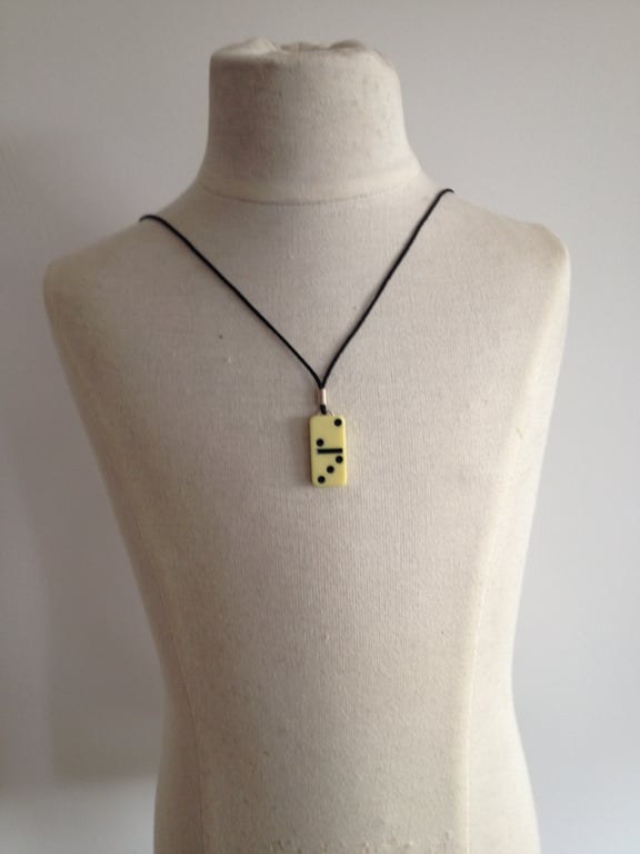Children's Domino Necklace. (137)