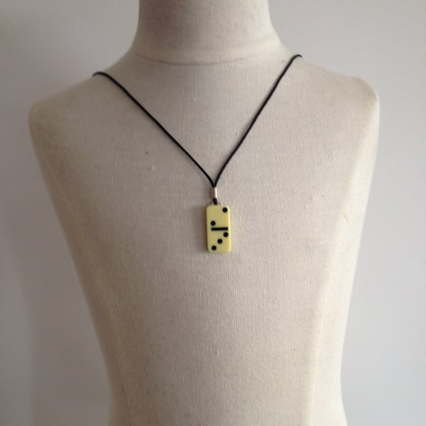 Children's Domino Necklace. (137)