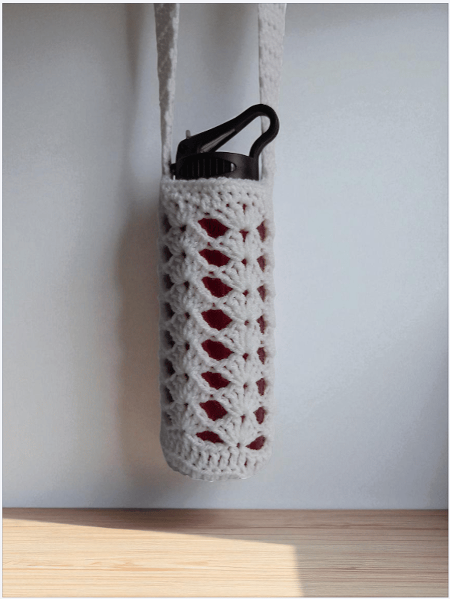Hand Crochet Water Bottle Holder Crossbody Water Bottle Carrier - White