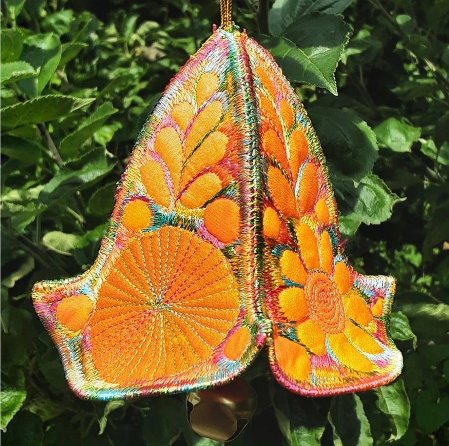 Christmas Bell Bauble Decoration 