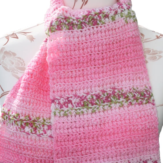 Pretty floral style crocheted scarf - Blossom Crocheted Scarf - Easter Gift