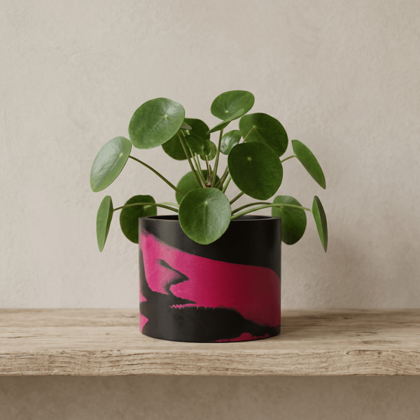 Large Round 15 cm Fuchsia Pink and Black Marbled Plant Pot for Houseplants