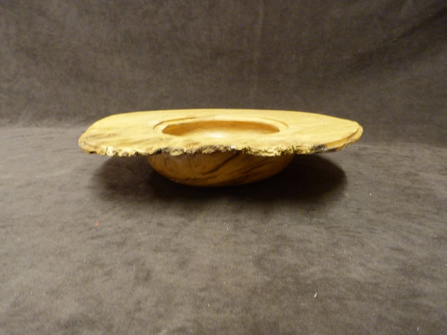 SMALL OAK DISH