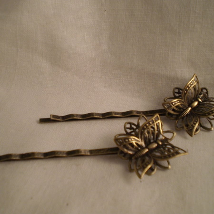 Golden Butterfly Hair Grips/Hair Pins