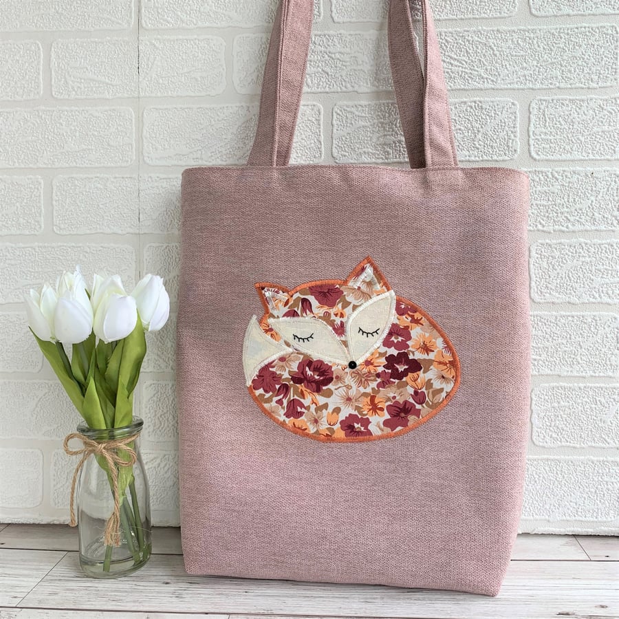 Sleepy fox tote bag in dusky pink lilac with floral sleeping fox