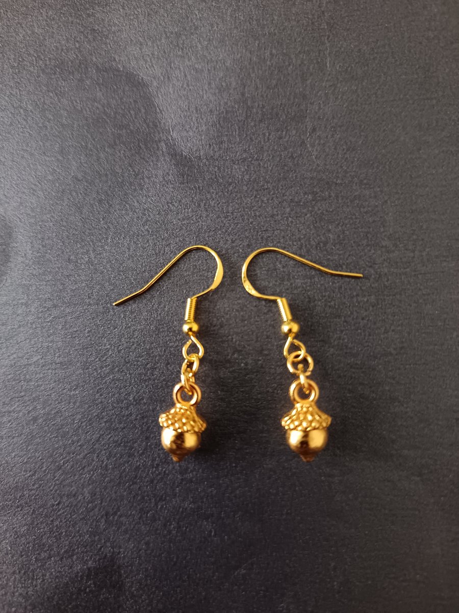 Small gold acorn charm dangle earrings 