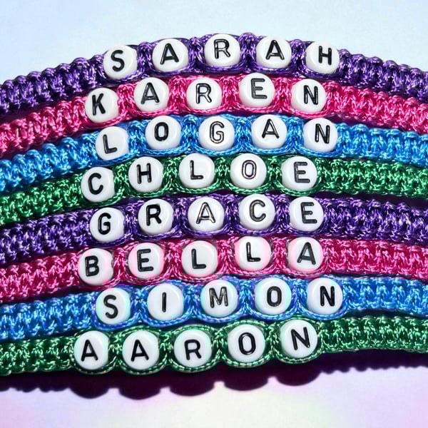 Personalized bracelets in many colours 