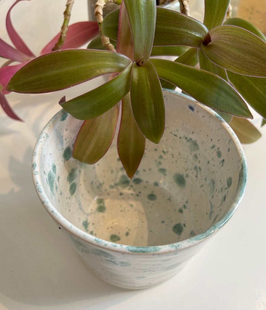 Hand thrown pot - Folksy