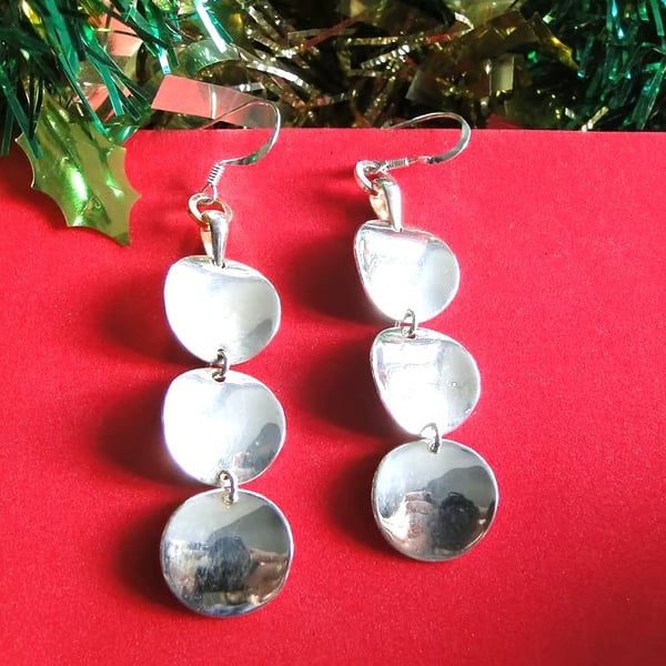 3 Silver circles in a drop earring  - fun everyday earring