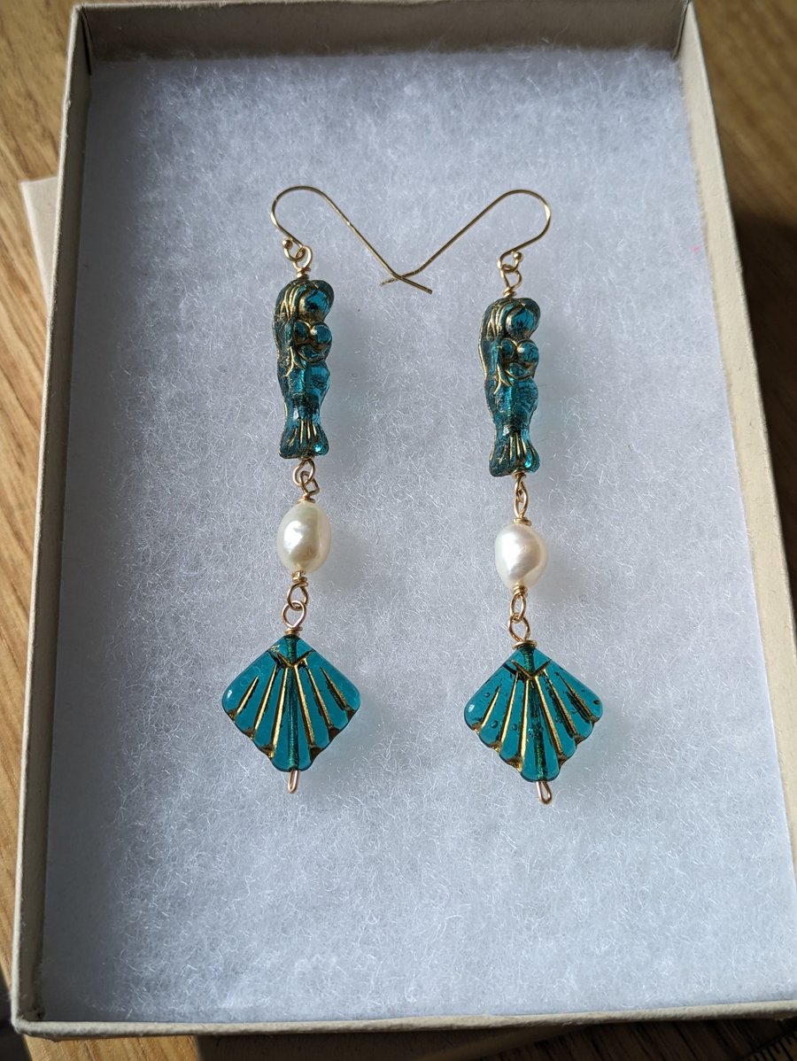 The Mermaid Earrings - Pearls, Czech glass, rolled gold