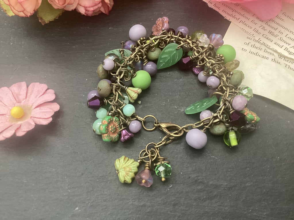 Beautiful glass beaded lilac and green adjustable charm bracelet 