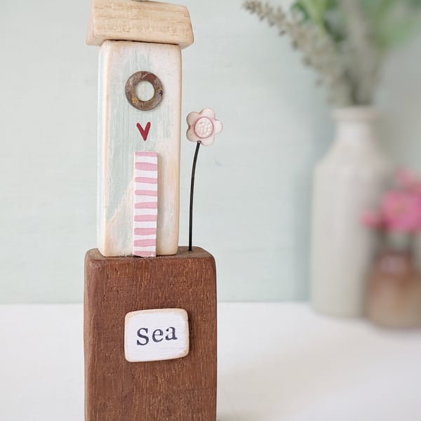 Tall Wooden Sea Hut with Clay Flower and Seagull 'Sea'