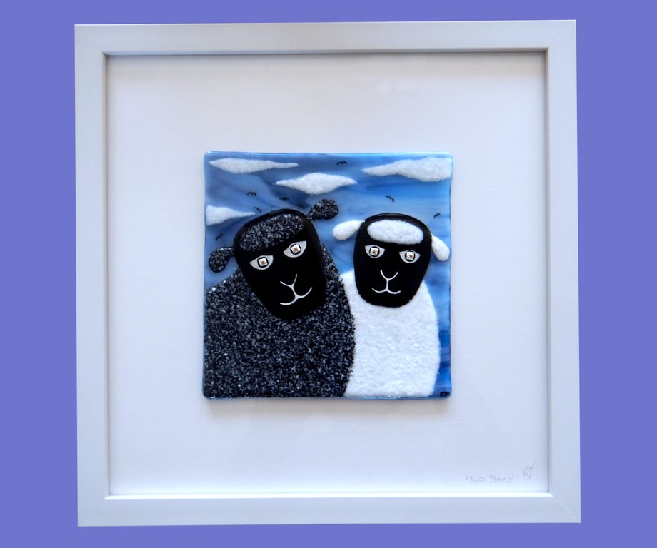 Handmade Fused Glass 'Twa Sheep' Picture