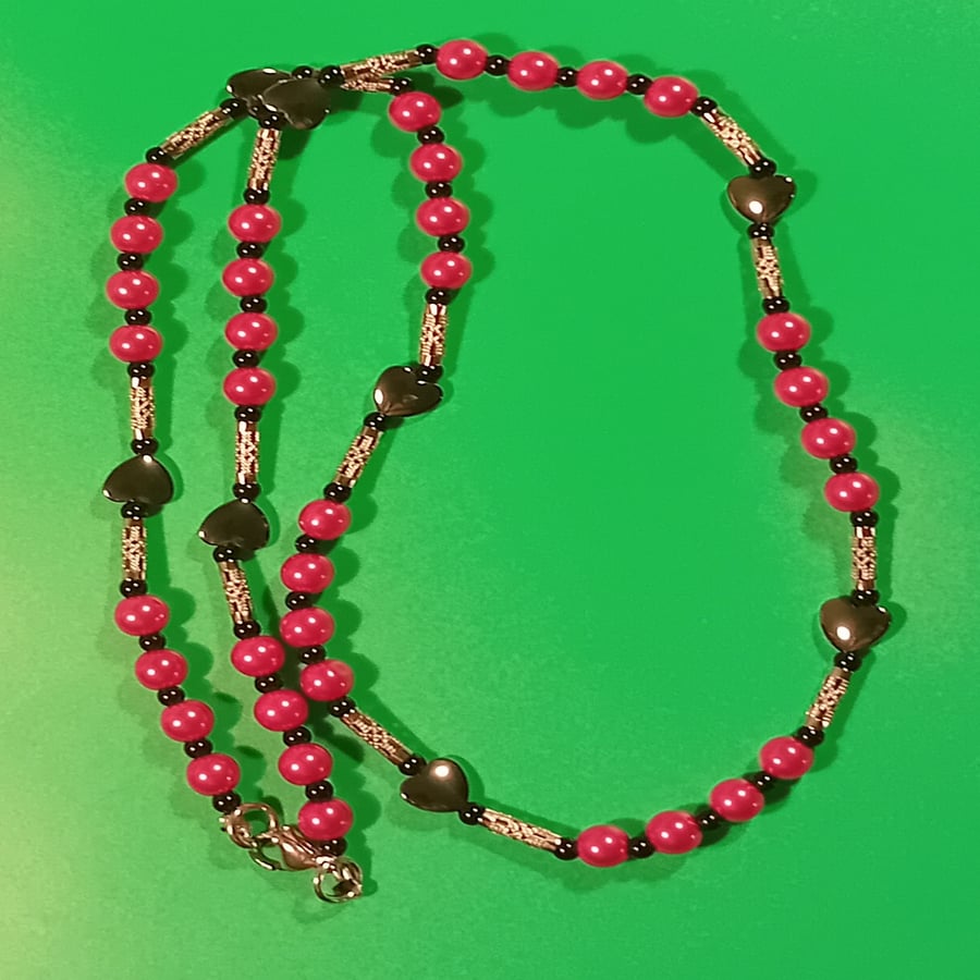 Handmade necklace Beaded Necklace Hearts