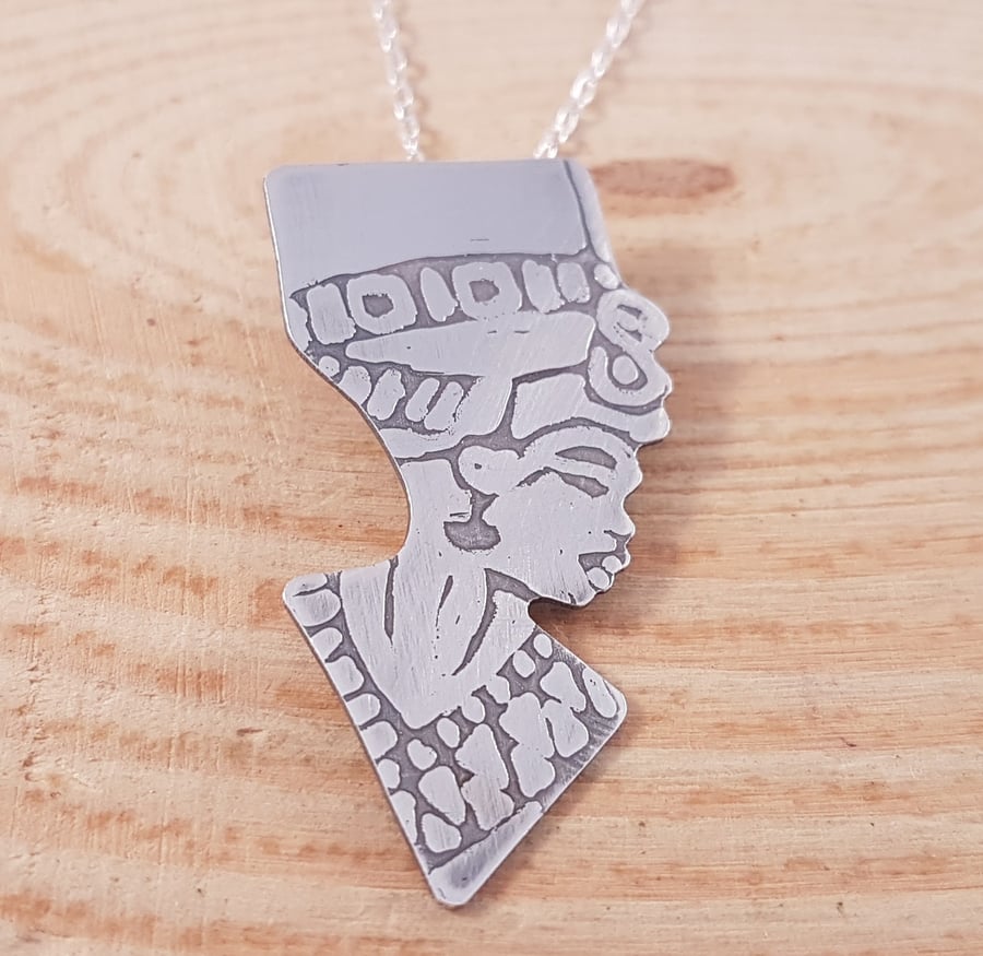 Sterling Silver Etched Egyptian Queen Necklace
