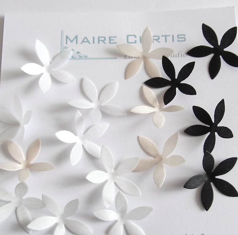 Hand Crafted Silk Satin Daisy flowers