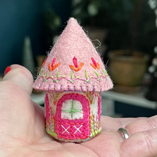Tooth Fairy Cottage Miniature House Gift 