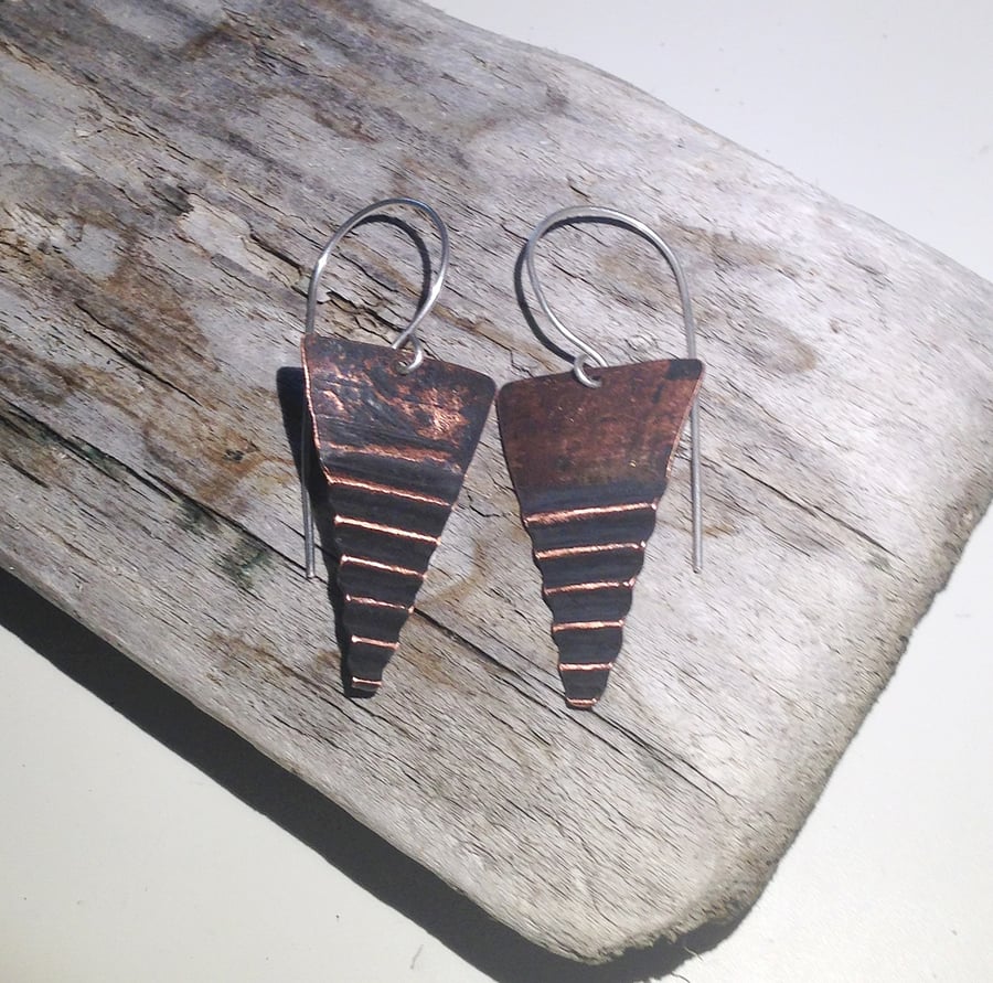 Corrugated Hammered and Oxidised Copper Dangle Earrings - UK Free Post