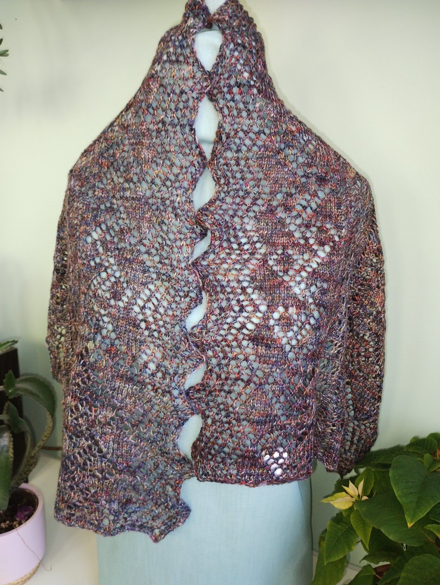 Hand knitted lace scarf in alpaca and silk 