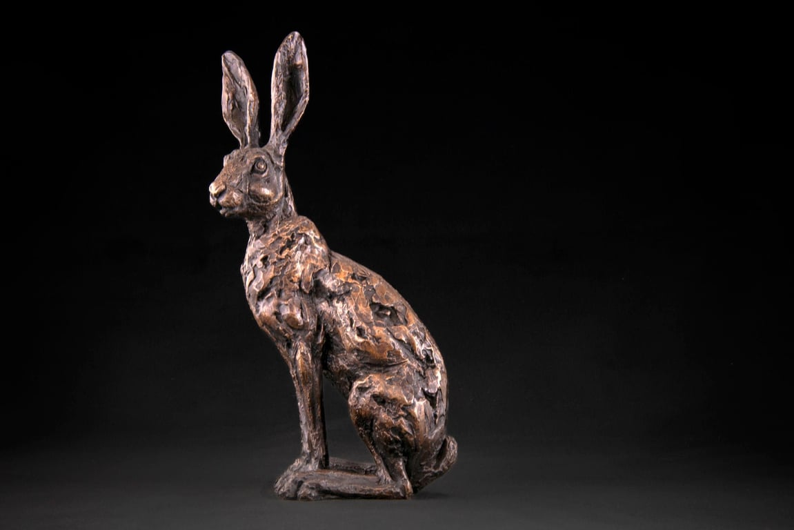 Foundry Bronze Sitting Hare Animal Statue Small Bronze Metal Sculpture