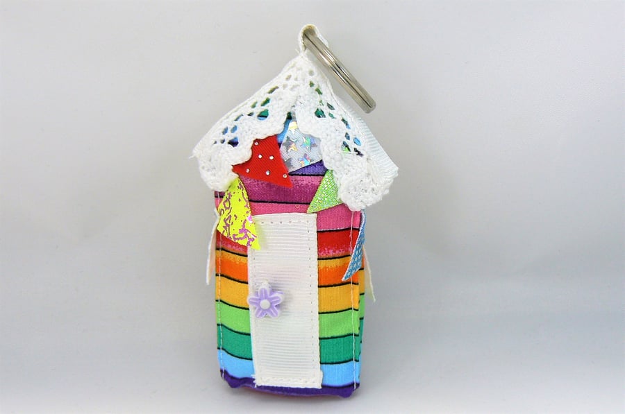 Beach hut keyring  (rainbow stripe with bunting) 