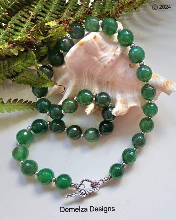 Designer Emerald Green Agate Silver Plated Necklace. ONE OFF