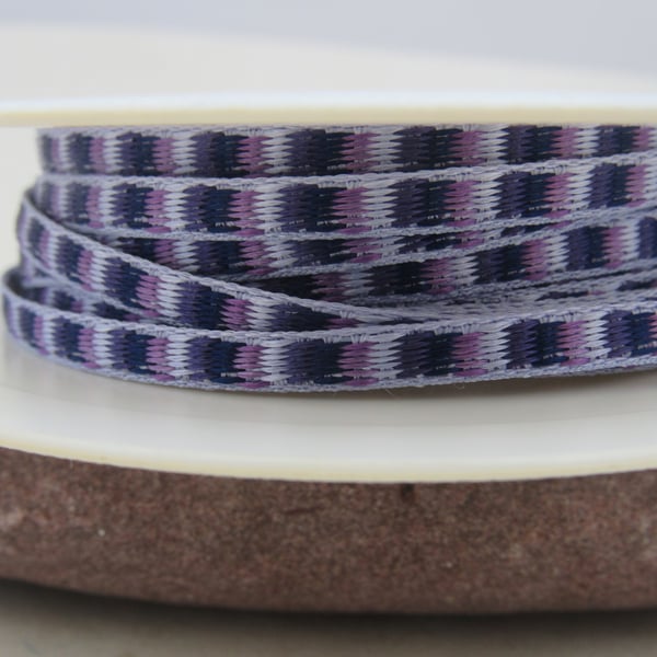 2m Berisfords Ditto Narrow Purple Satin Braid