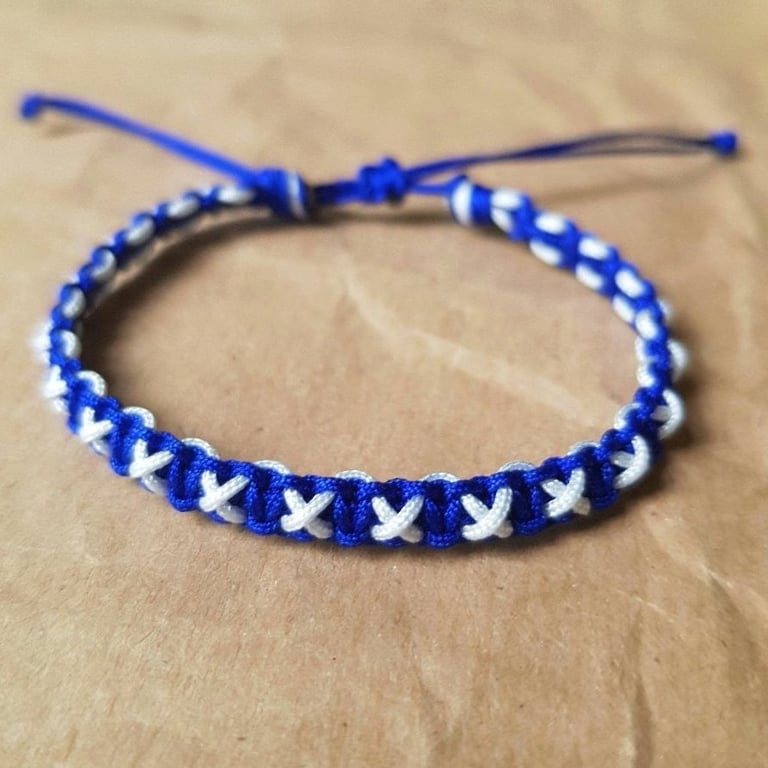 Handmade Scotland Flag Bracelet - Adjustable Unisex Nylon Cord Saltire