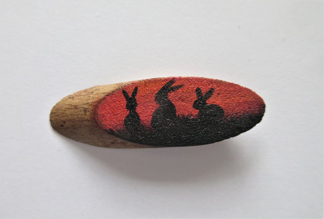 Dolls House Miniature Wooden Plaque Bunny Rabbit Picture Wood Slice