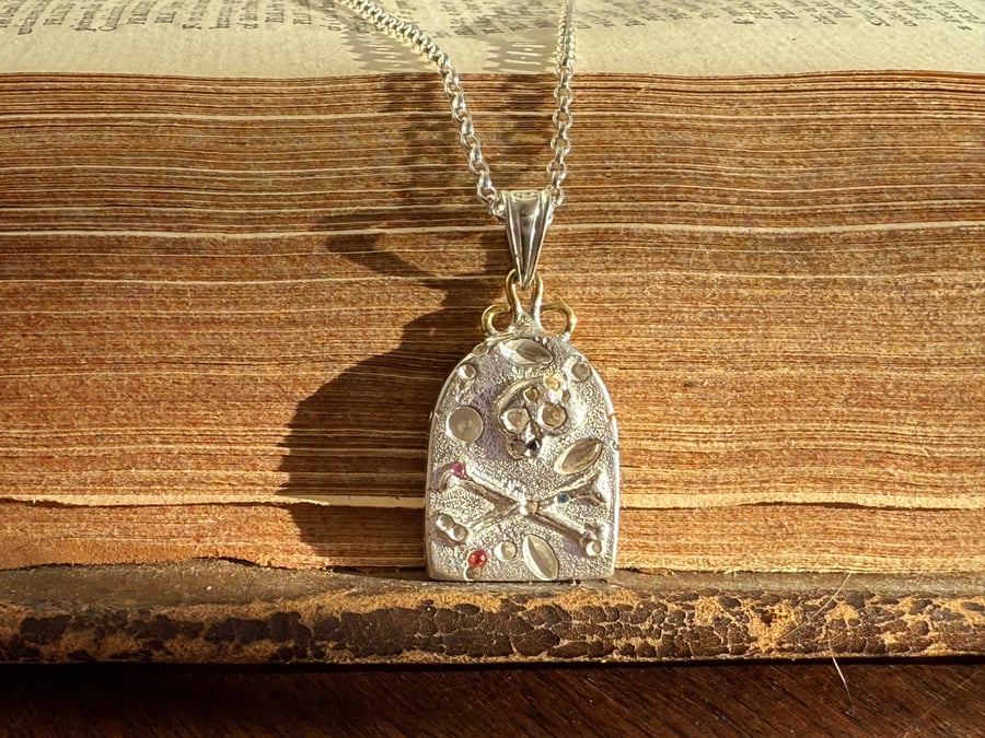 Sterling Silver Skull & Crossbones Headstone Pendant Necklace