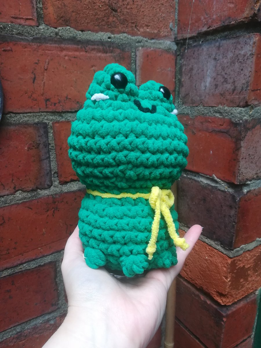 Villager Frog Crochet Amigurumi 