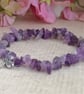 Amethyst chip stretch gemstone bracelet with dragonfly charm - Image 1