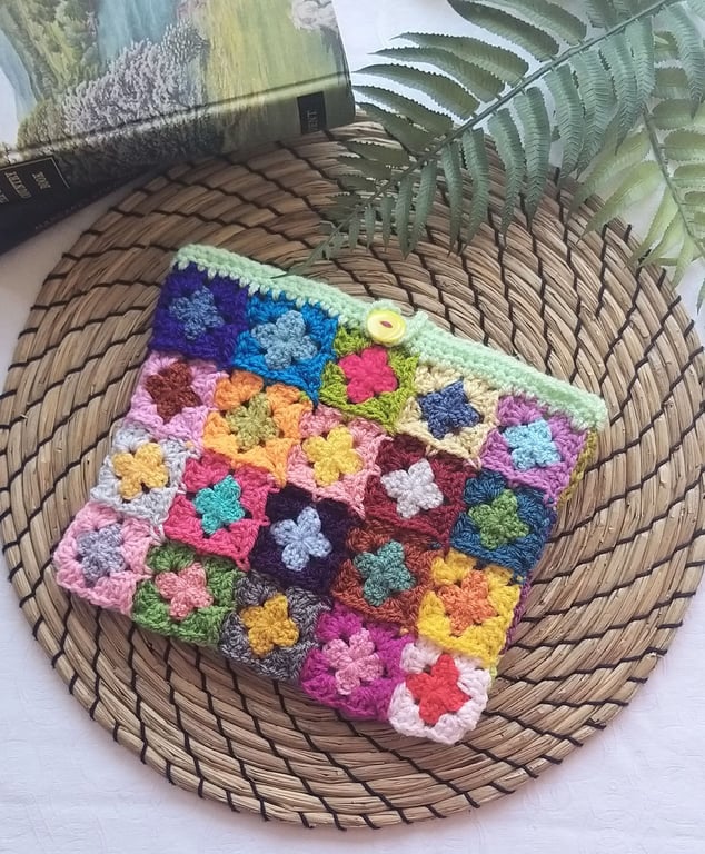 Crochet Book Kindle Sleeve Pouch Mint Green