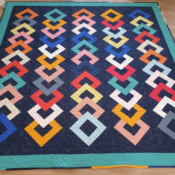 HANDMADE QUILTED THROW - Abstract