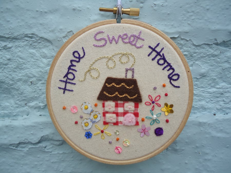 'Home Sweet Home' Hoop, Red Gingham House
