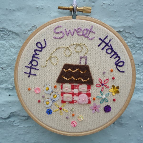 'Home Sweet Home' Hoop, Red Gingham House