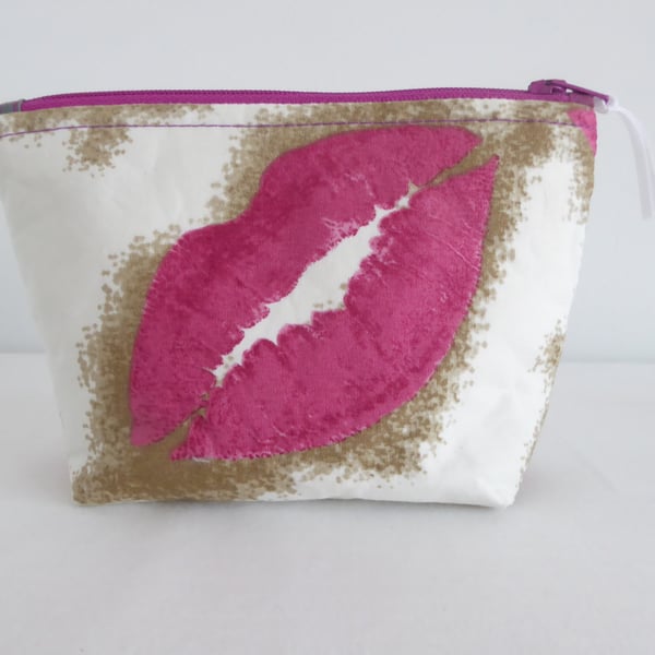 "PINK LIPS" - Small cosmetics bag - make up, sewing, projects, Travel bag