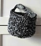 Crocheted basket with hanging loop - Image 3
