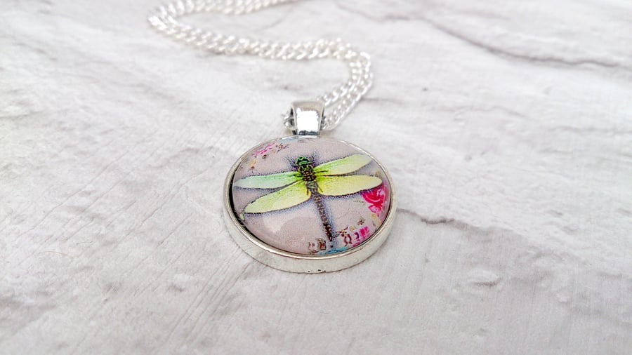 Dragonfly Pendant, Cabochon